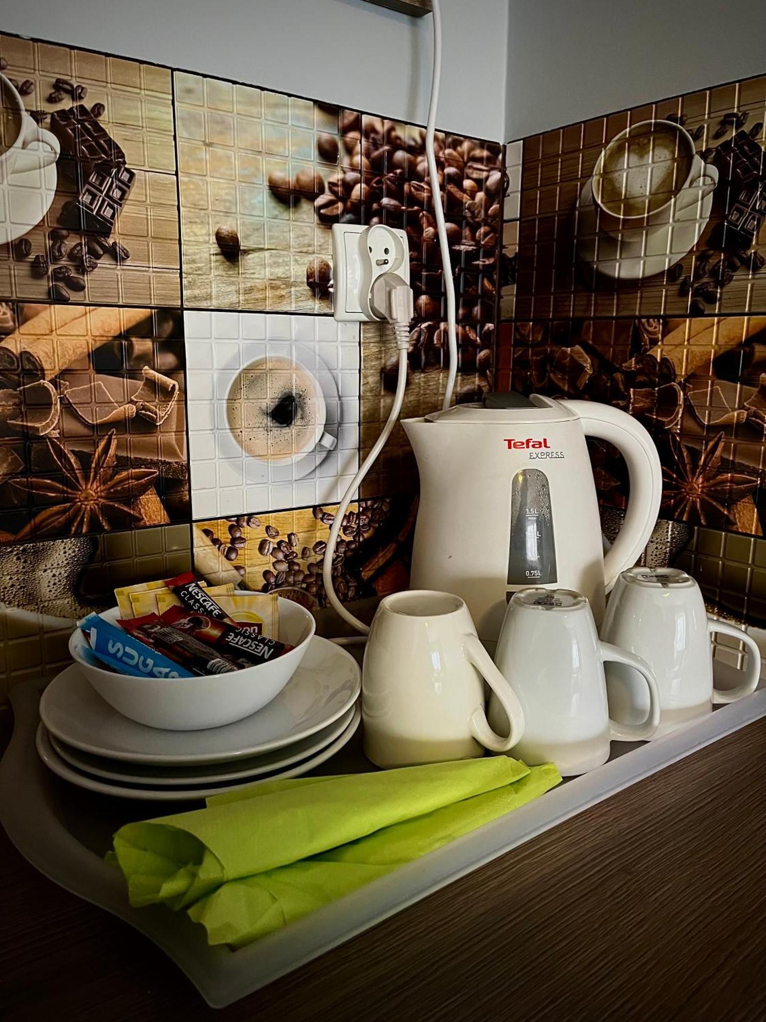 Hostel Azymut Września Exteriör bild